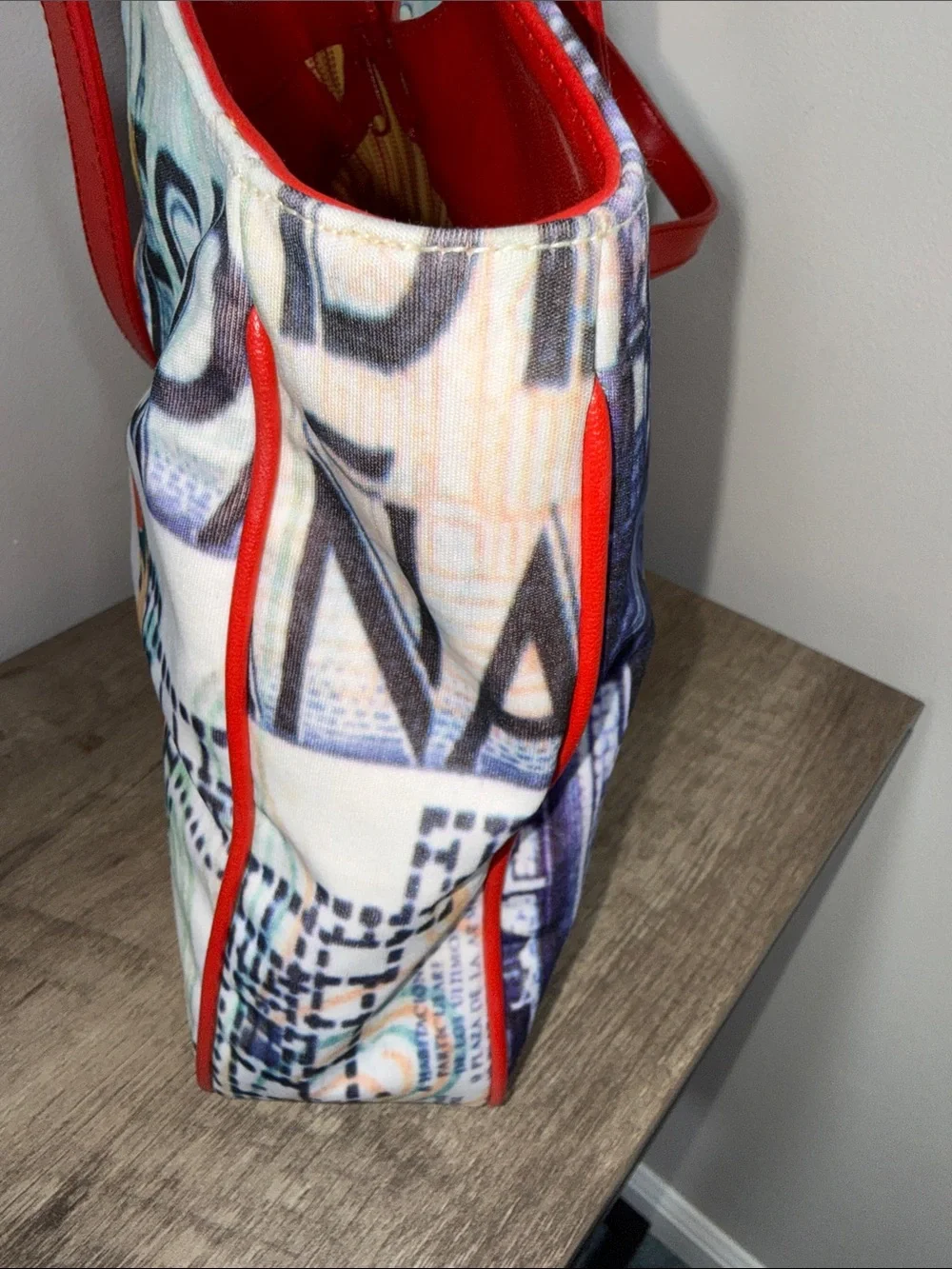 Isabella Fiore Y2K Husband Shopping gossip girls vintage tote